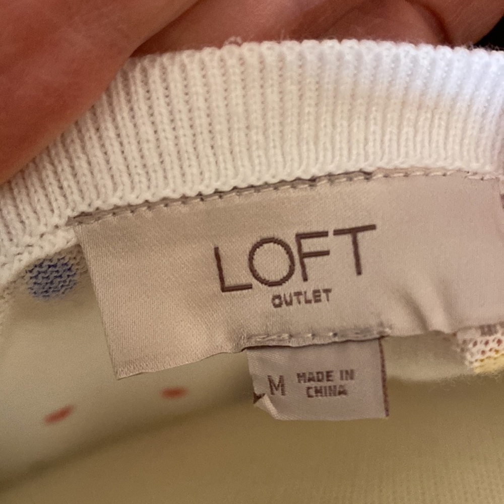 Loft all cotton cardigan white with polka dots. Size Medium Buttons up - Picture 3 of 5